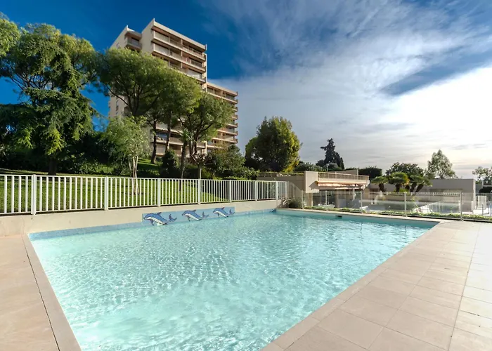 Magniolias - Calme Avec Piscine, Tennis & Jardin Διαμέρισμα *