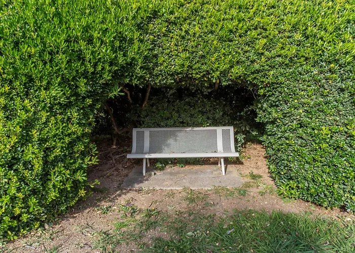 Appartement Magniolias - Résidence Calme Avec Piscine, Tennis&jardin Antibes