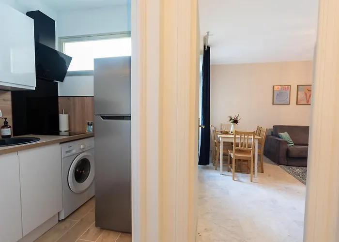 Apartment Magniolias - Calme Avec Piscine, Tennis & Jardin Antibes